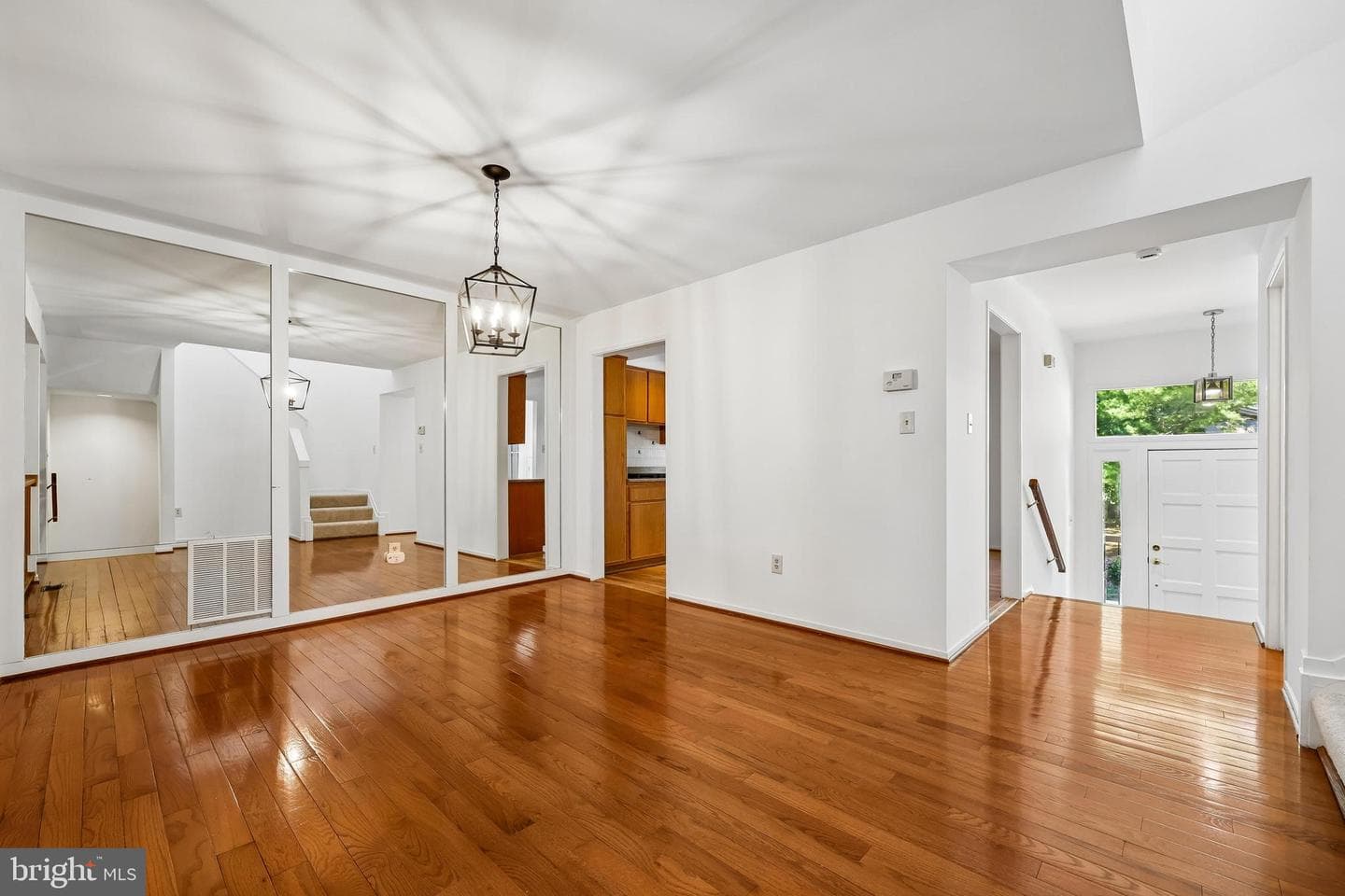 5904 Valerian Lane photo 17