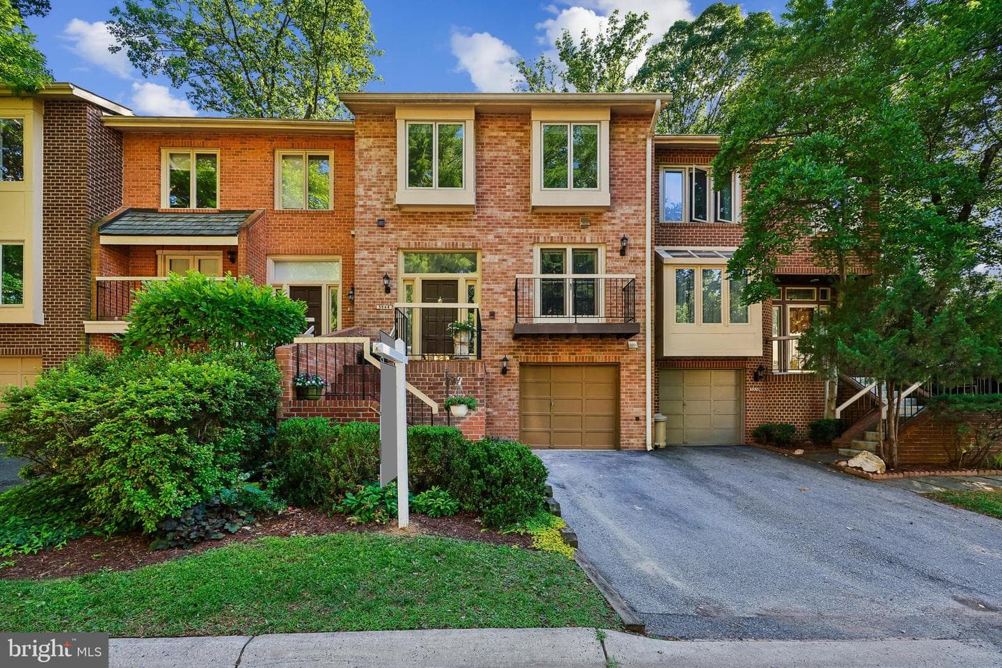 5904 Valerian Lane photo 3