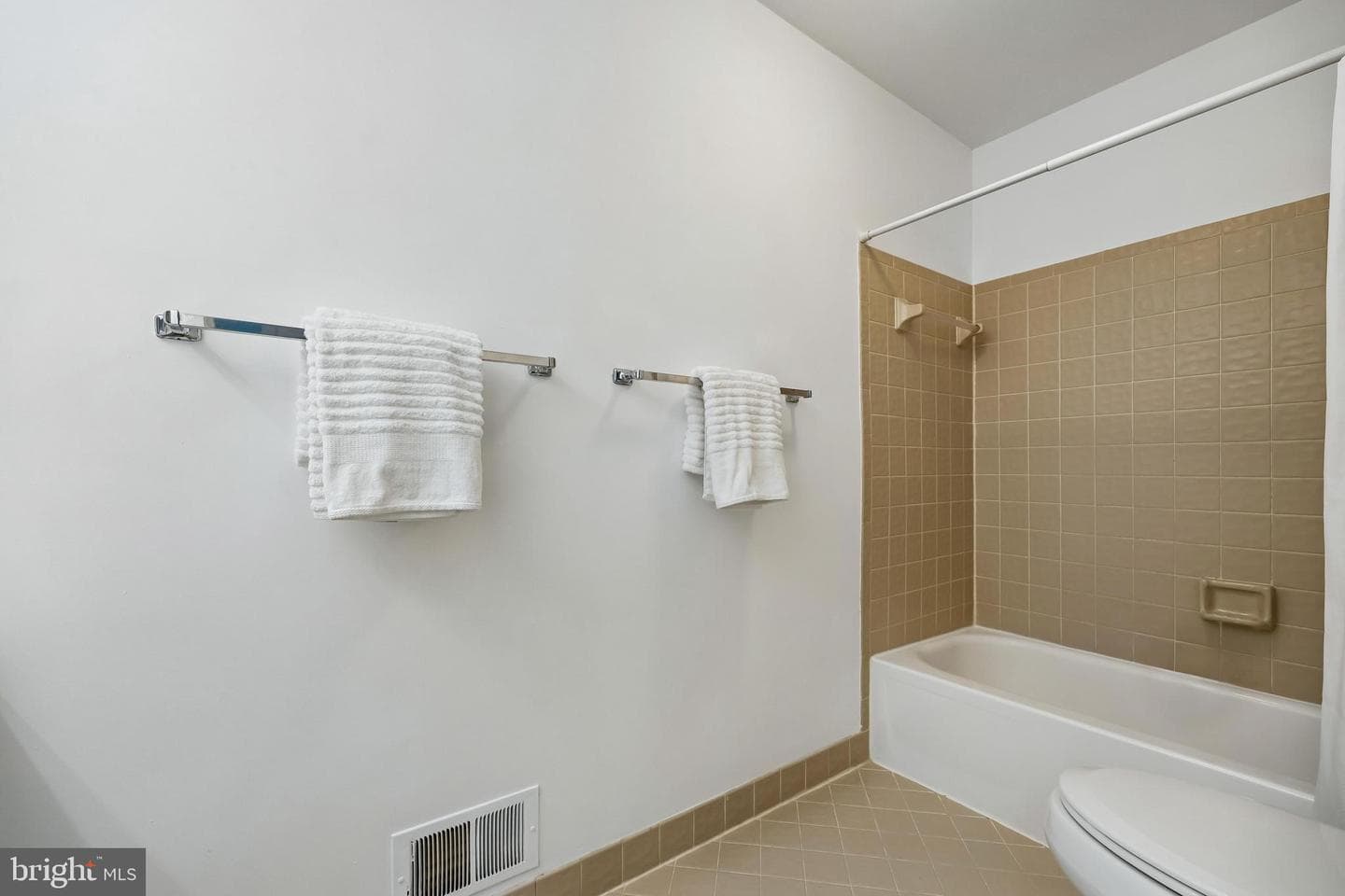 5904 Valerian Lane photo 34