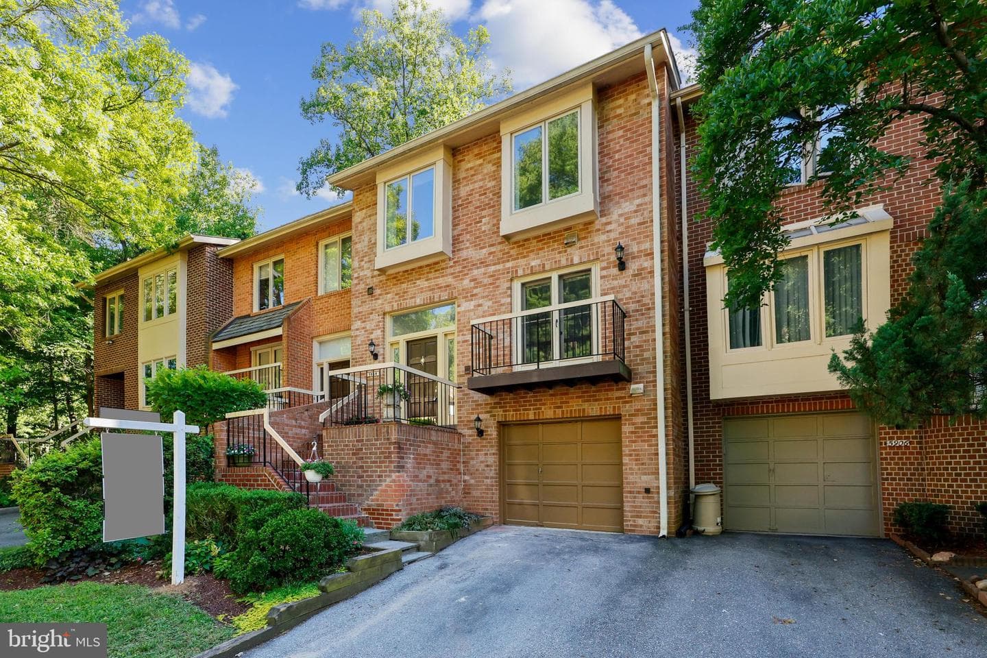 5904 Valerian Lane photo 4