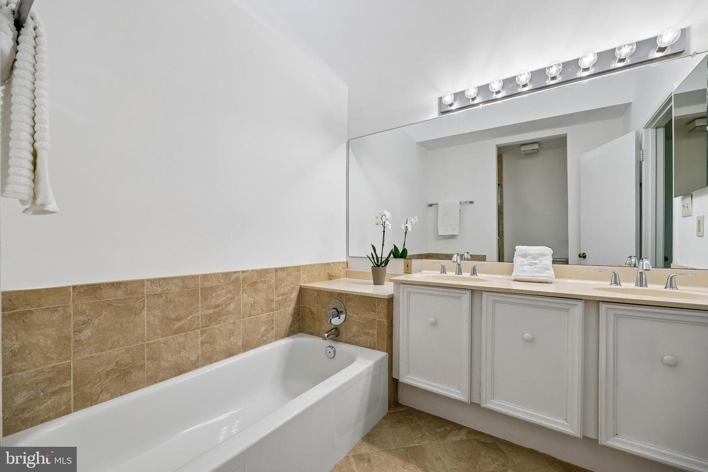 5904 Valerian Lane photo 45