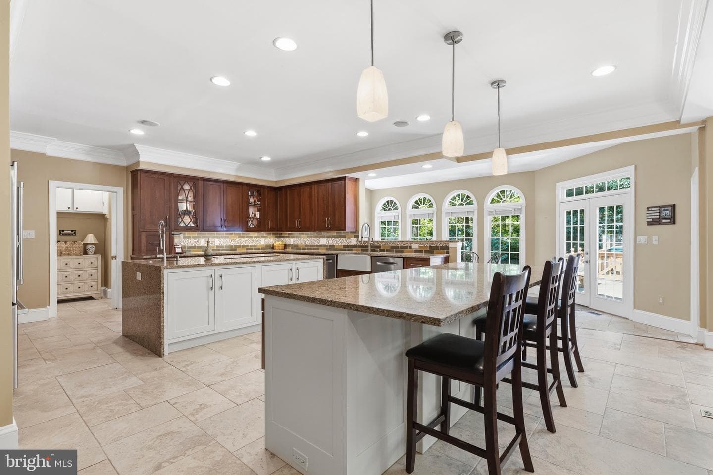 19313 Cissel Manor Drive photo 3