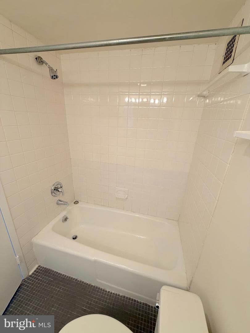 5500 Friendship Boulevard #2105n photo 9