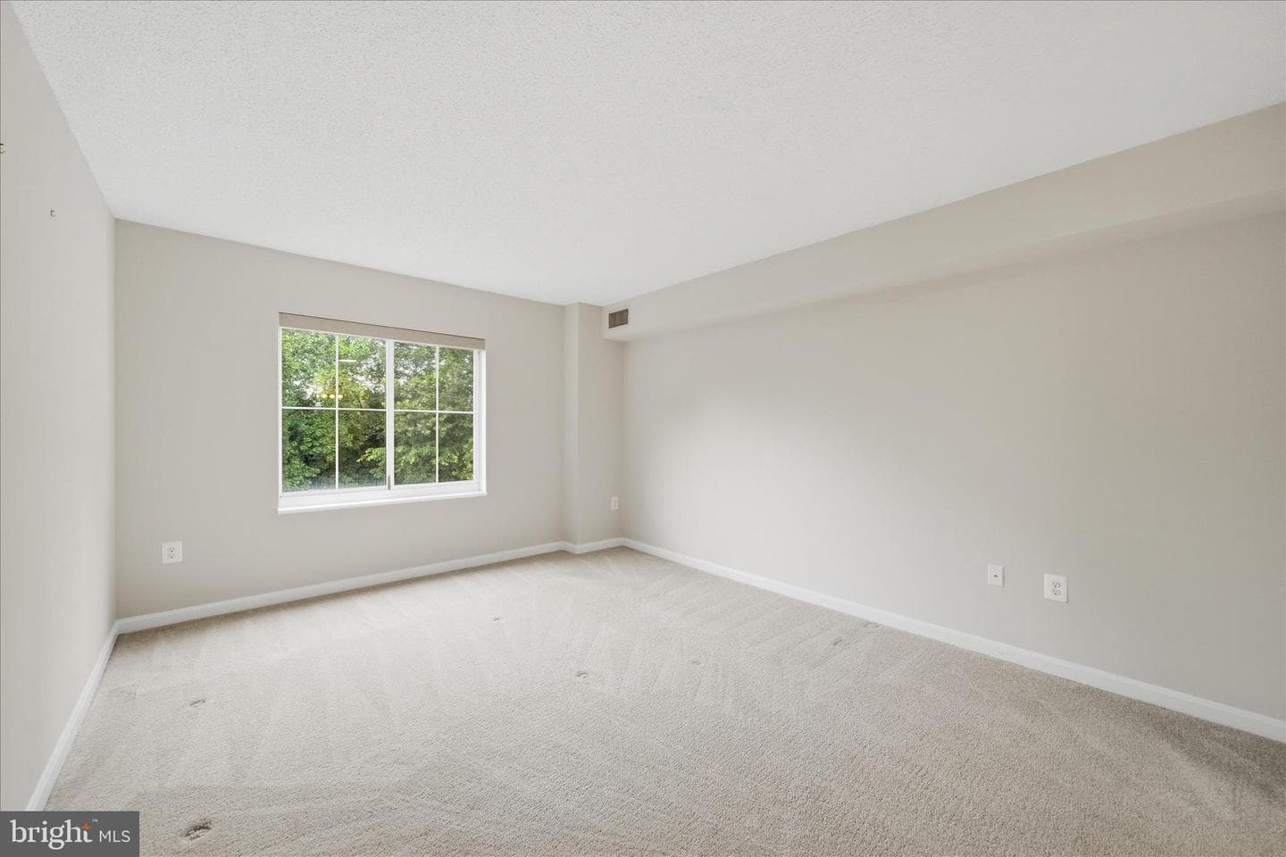 14809 Pennfield Circle #402 photo 16