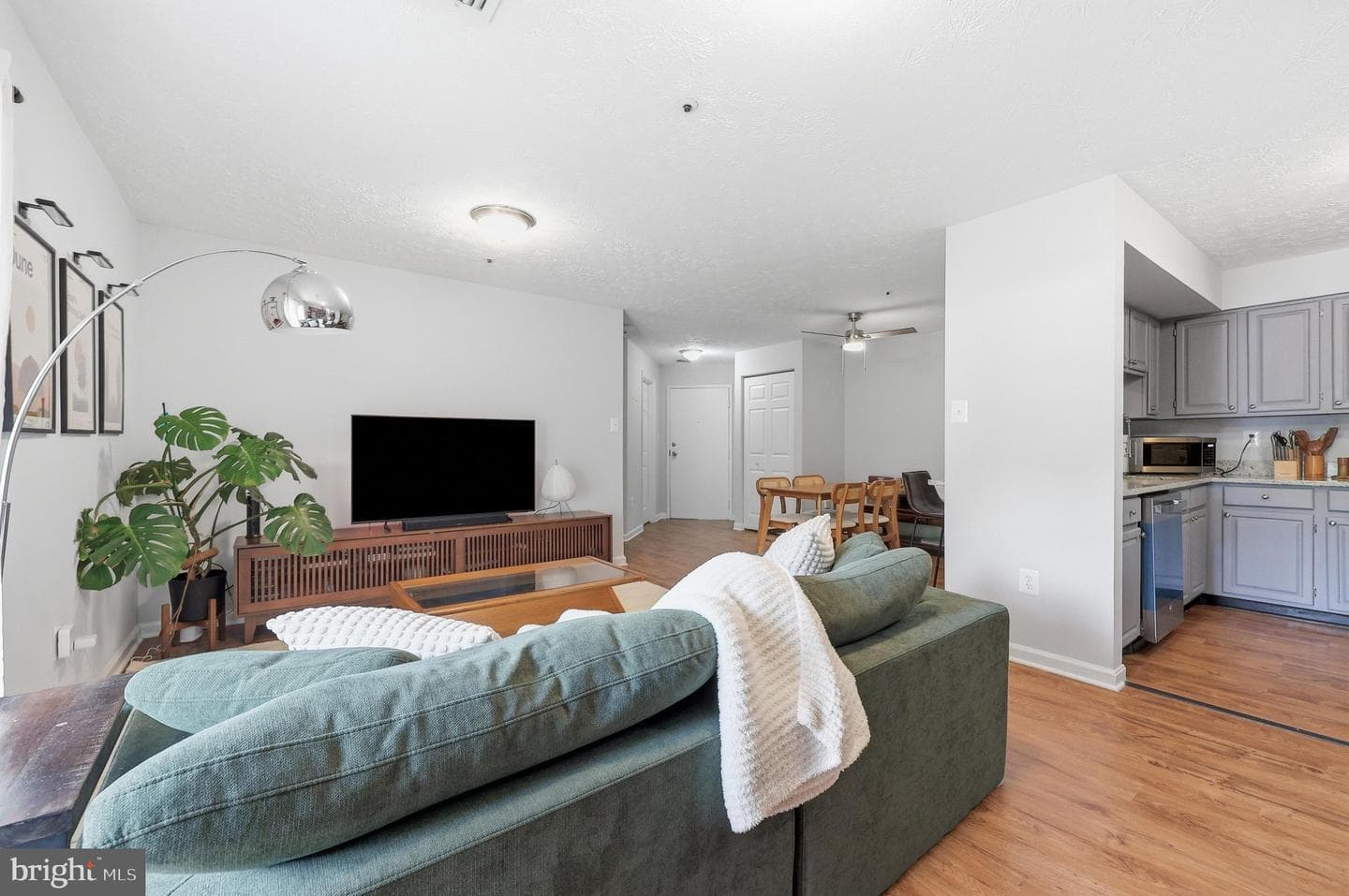 12201 Saint Peter Court #d photo 10