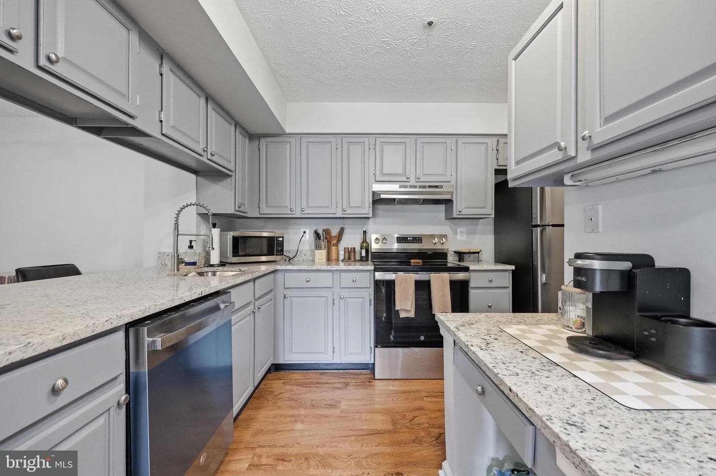12201 Saint Peter Court #d photo 20