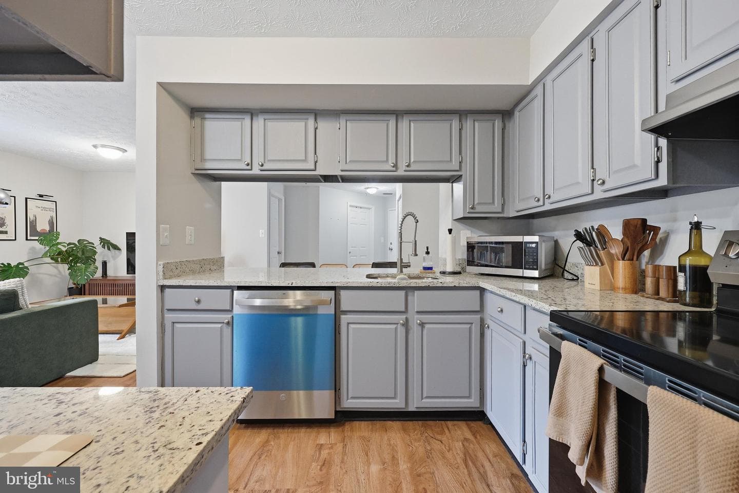 12201 Saint Peter Court #d photo 21
