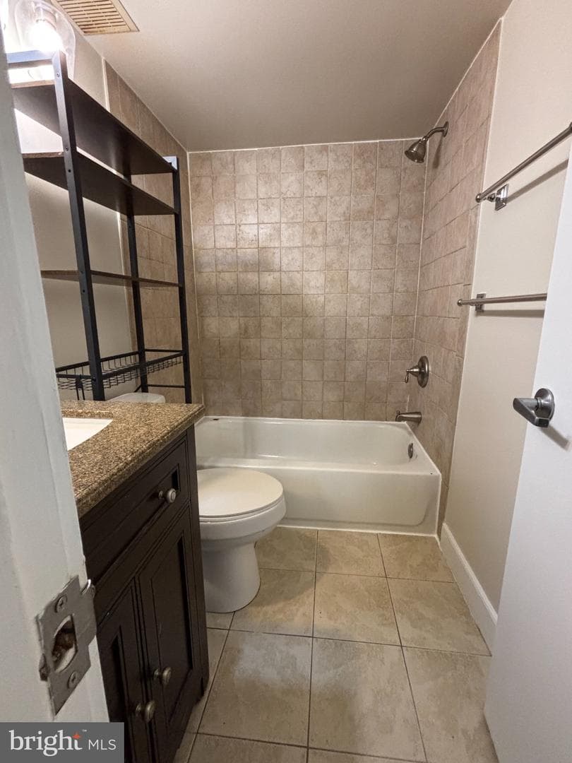 9966 Hellingly Place #176 photo 23