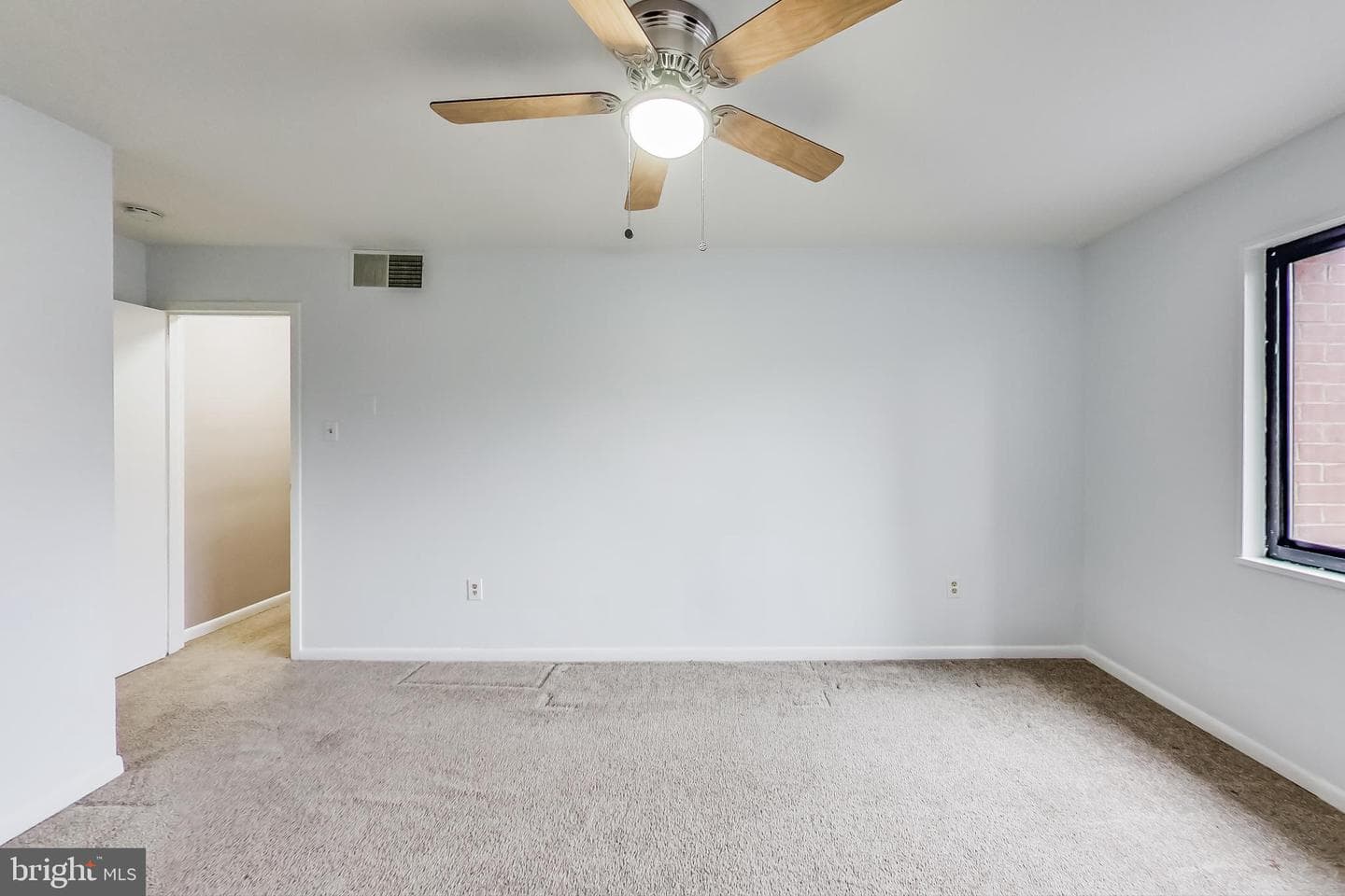 7611 Maple Ave # 202 photo 17