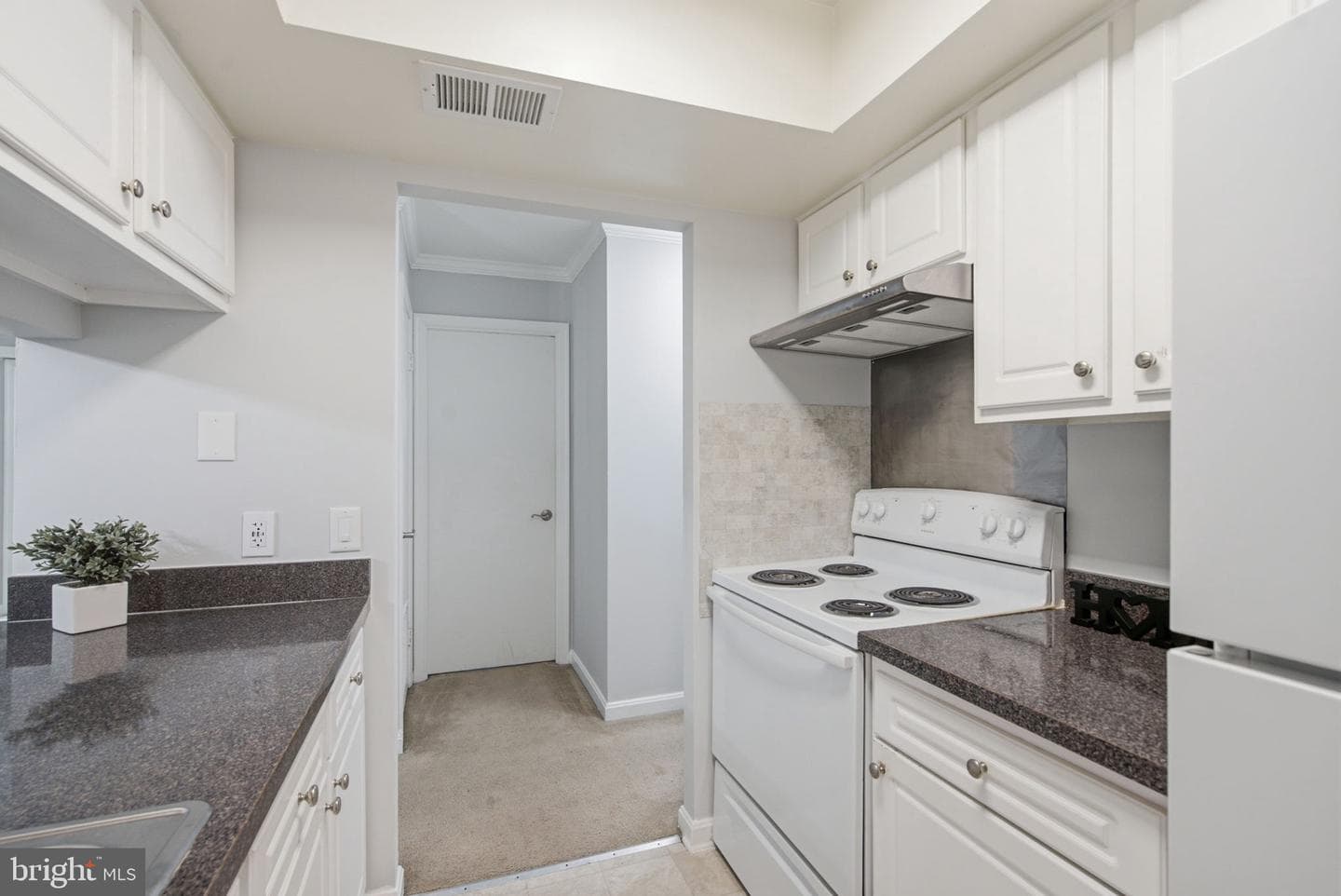 18322 Streamside Drive #301 photo 8