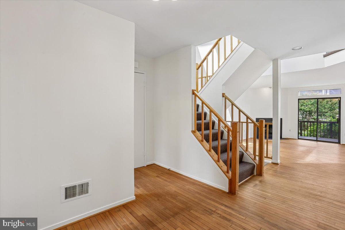 10719 Gloxinia Drive photo 3