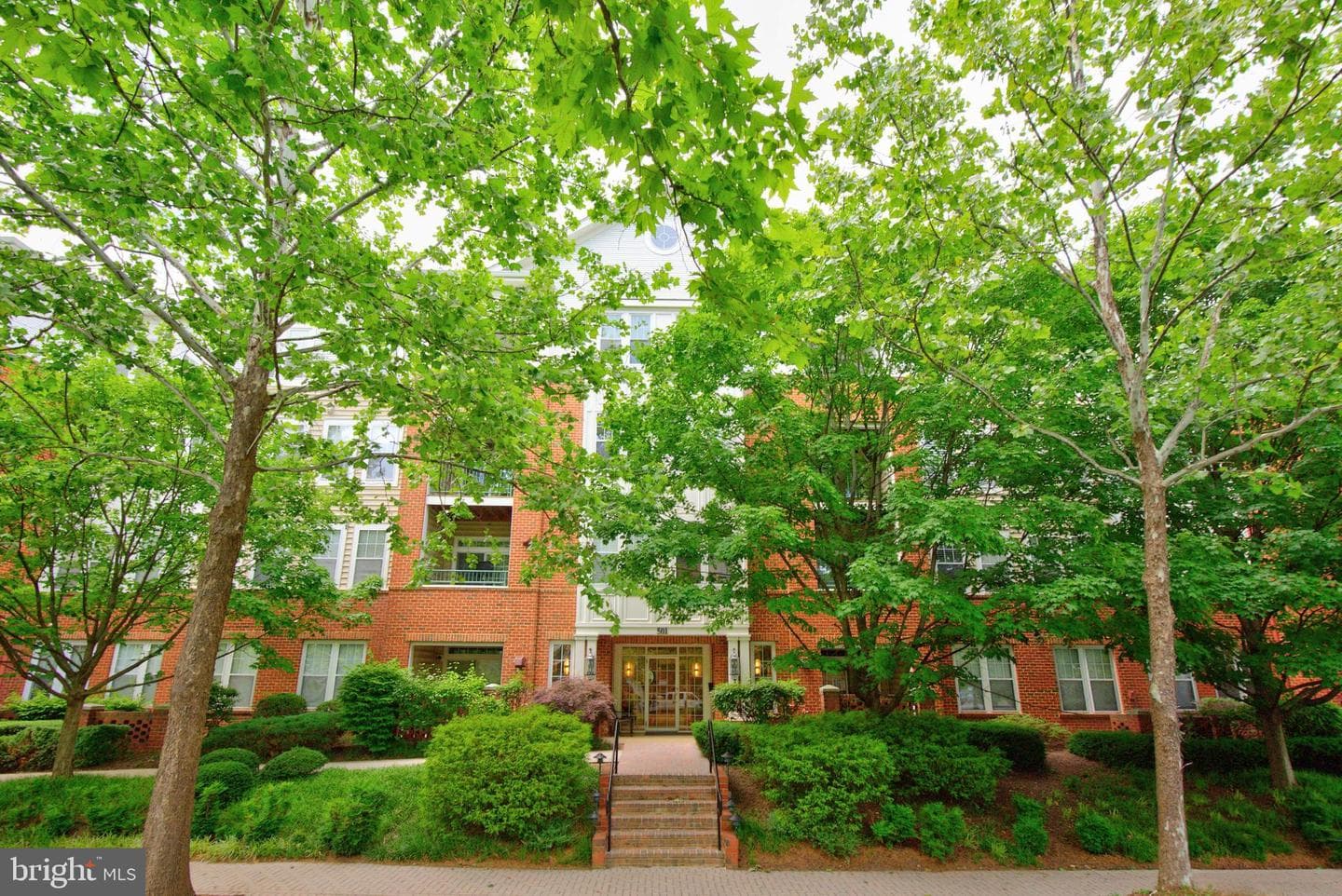 501 King Farm Boulevard #205 photo 29