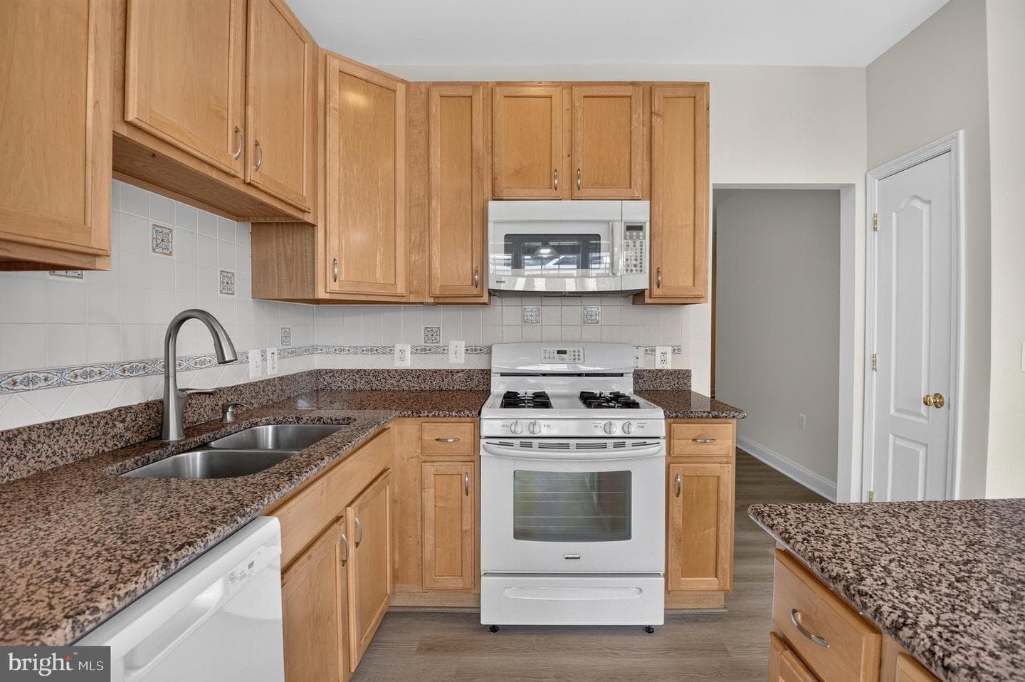 501 King Farm Boulevard #205 photo 8