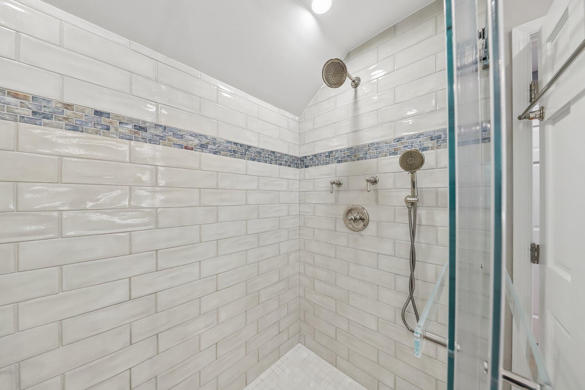 6200 Cromwell Drive photo 40