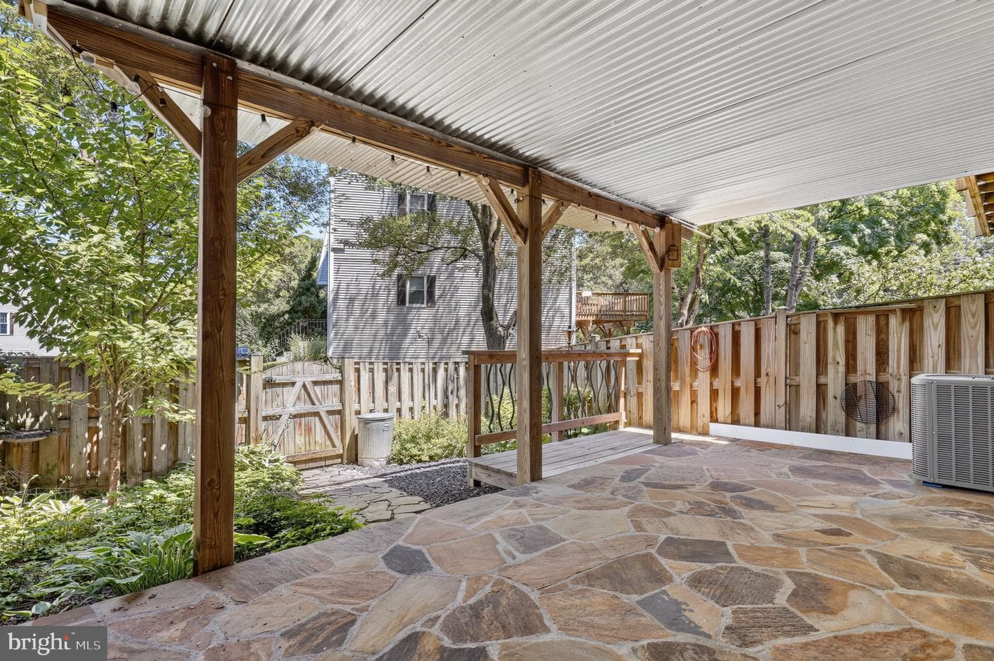 870 Bayridge Drive photo 37