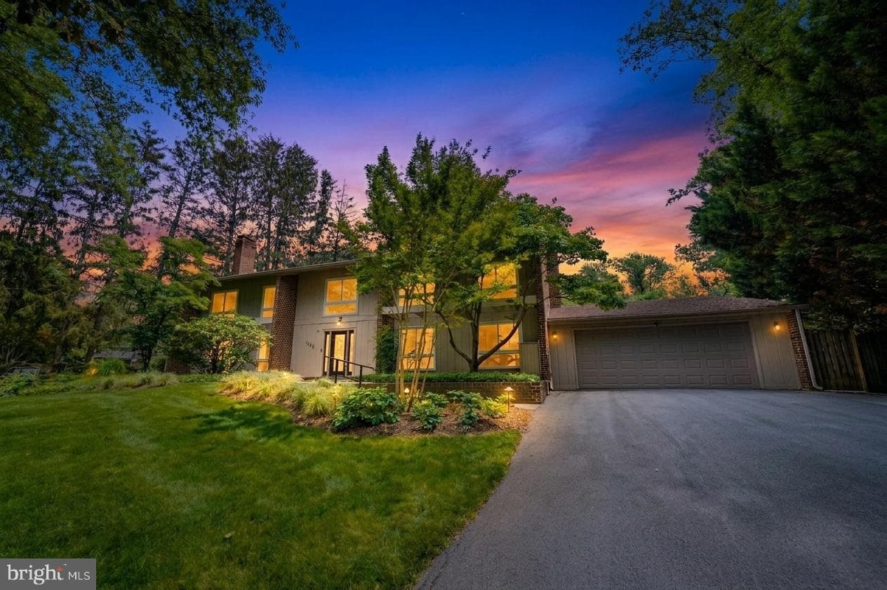8566 Brickyard Road, Potomac