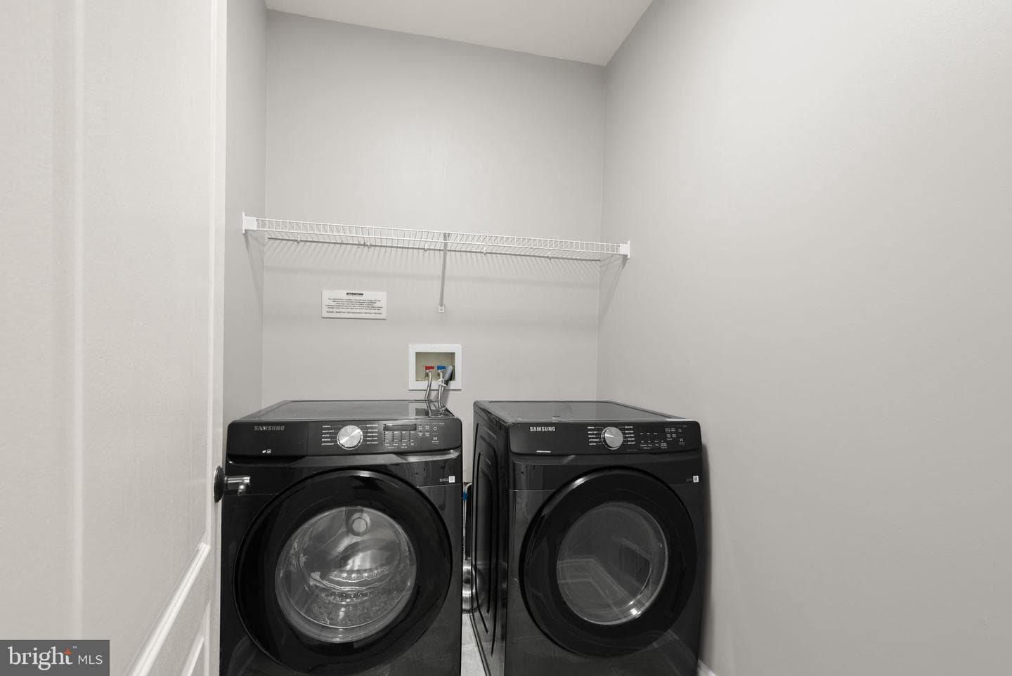 242 N Summit Avenue N #21 photo 15