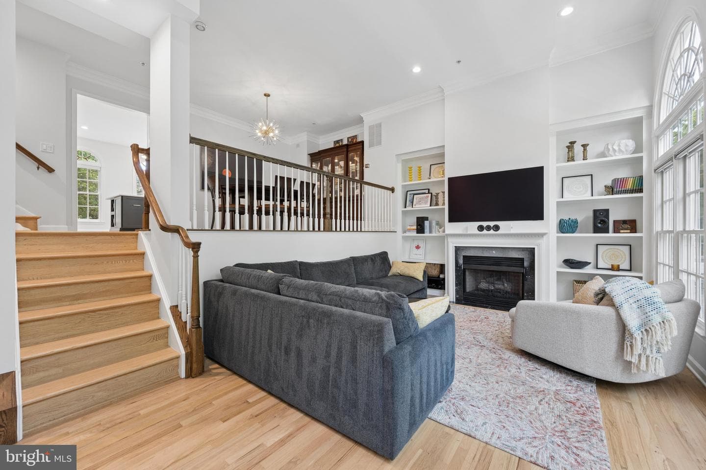 309 Oak Knoll Terrace photo 5