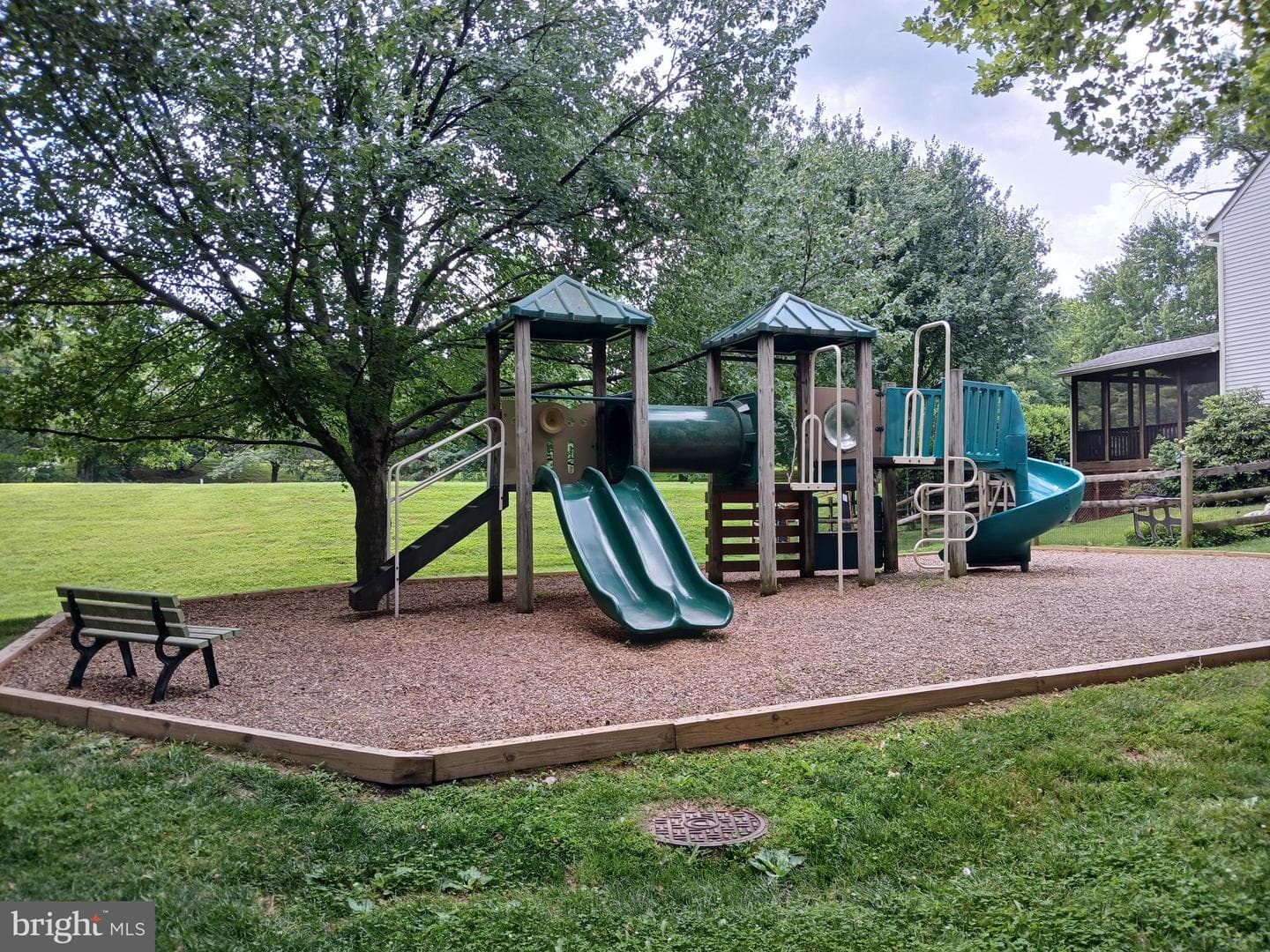 10 Augustine Court photo 31