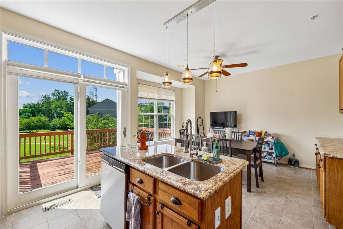 7804 Yankee Harbor Drive photo 16