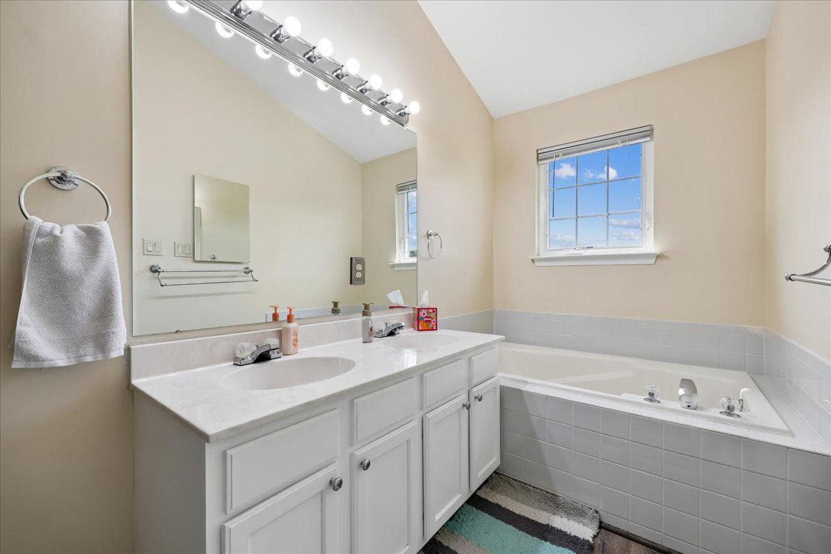 7804 Yankee Harbor Drive photo 19
