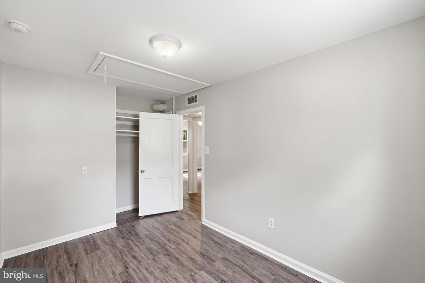 514 Crabb Avenue photo 13