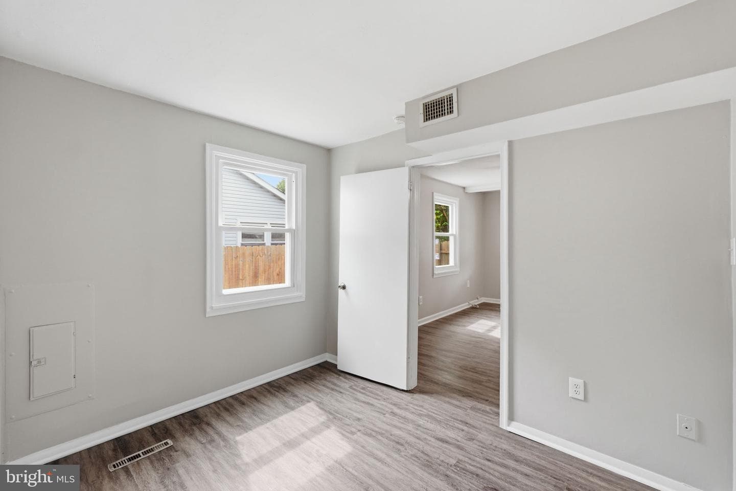 514 Crabb Avenue photo 24