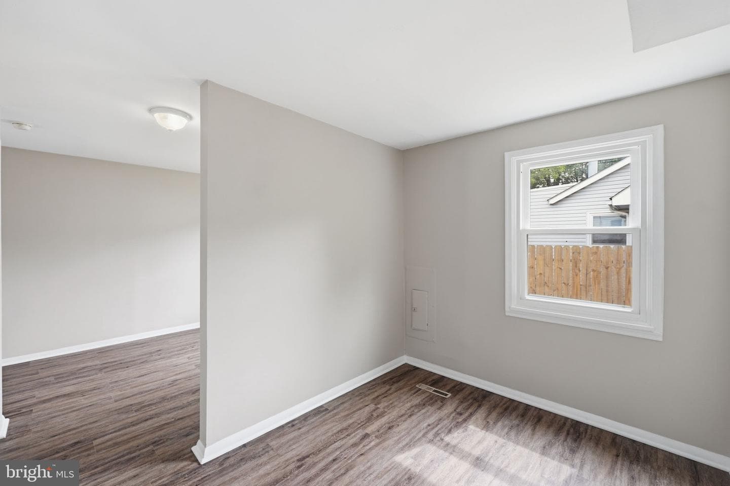 514 Crabb Avenue photo 25