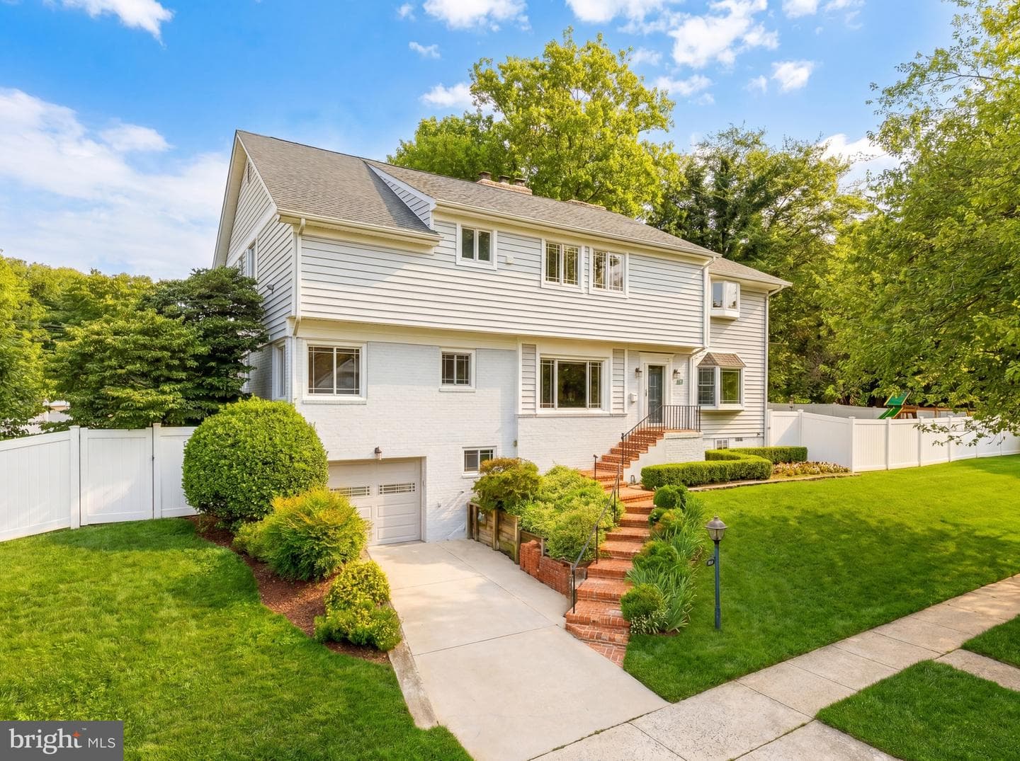 4717 Edgefield Road, Bethesda