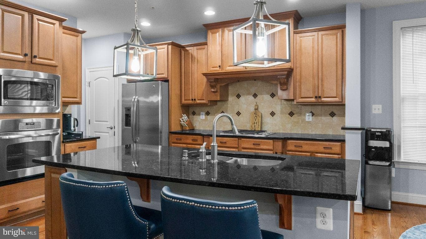 132 Liriope Place photo 3