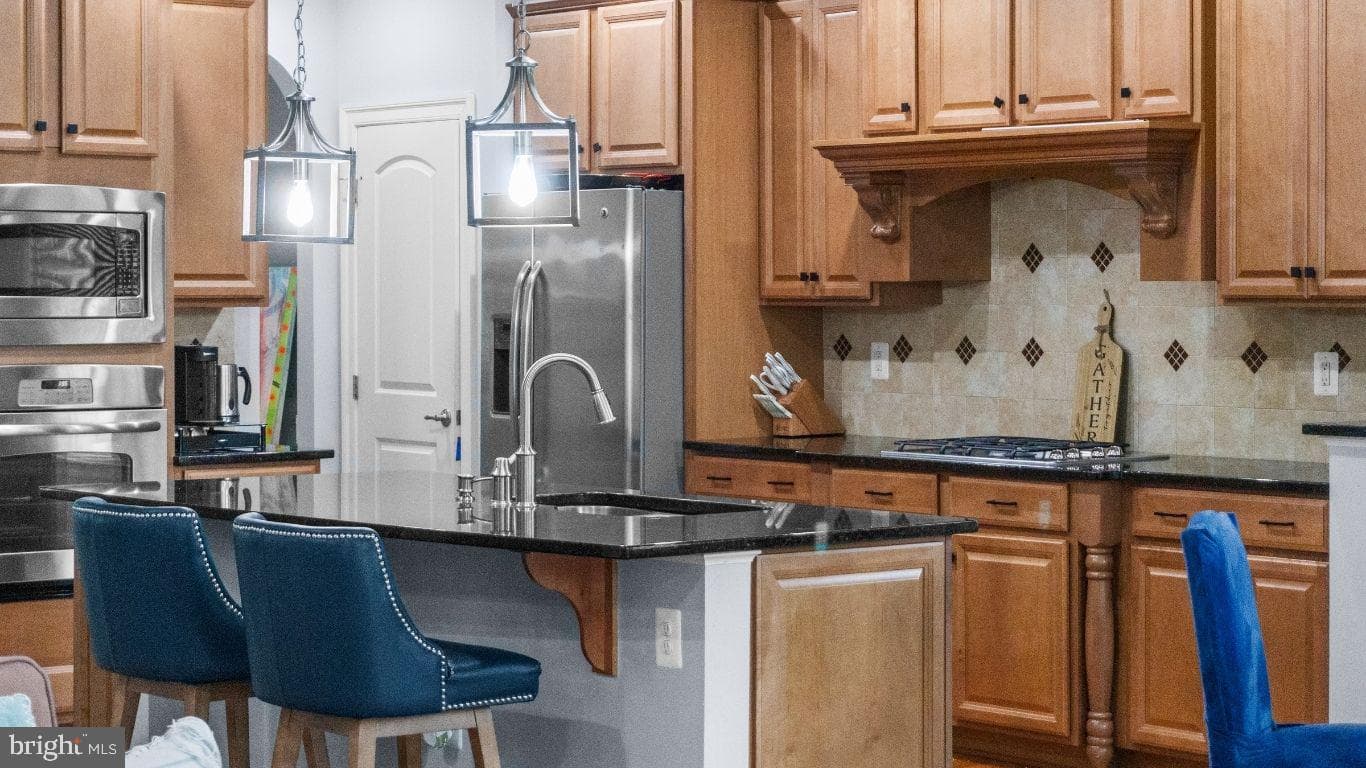132 Liriope Place photo 8