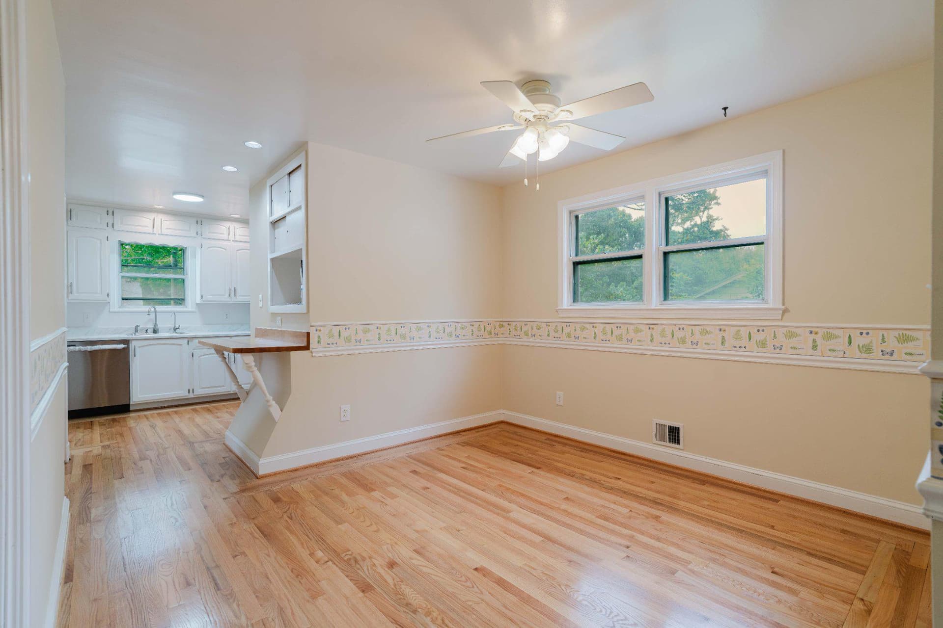 10200 Duvawn Place photo 10