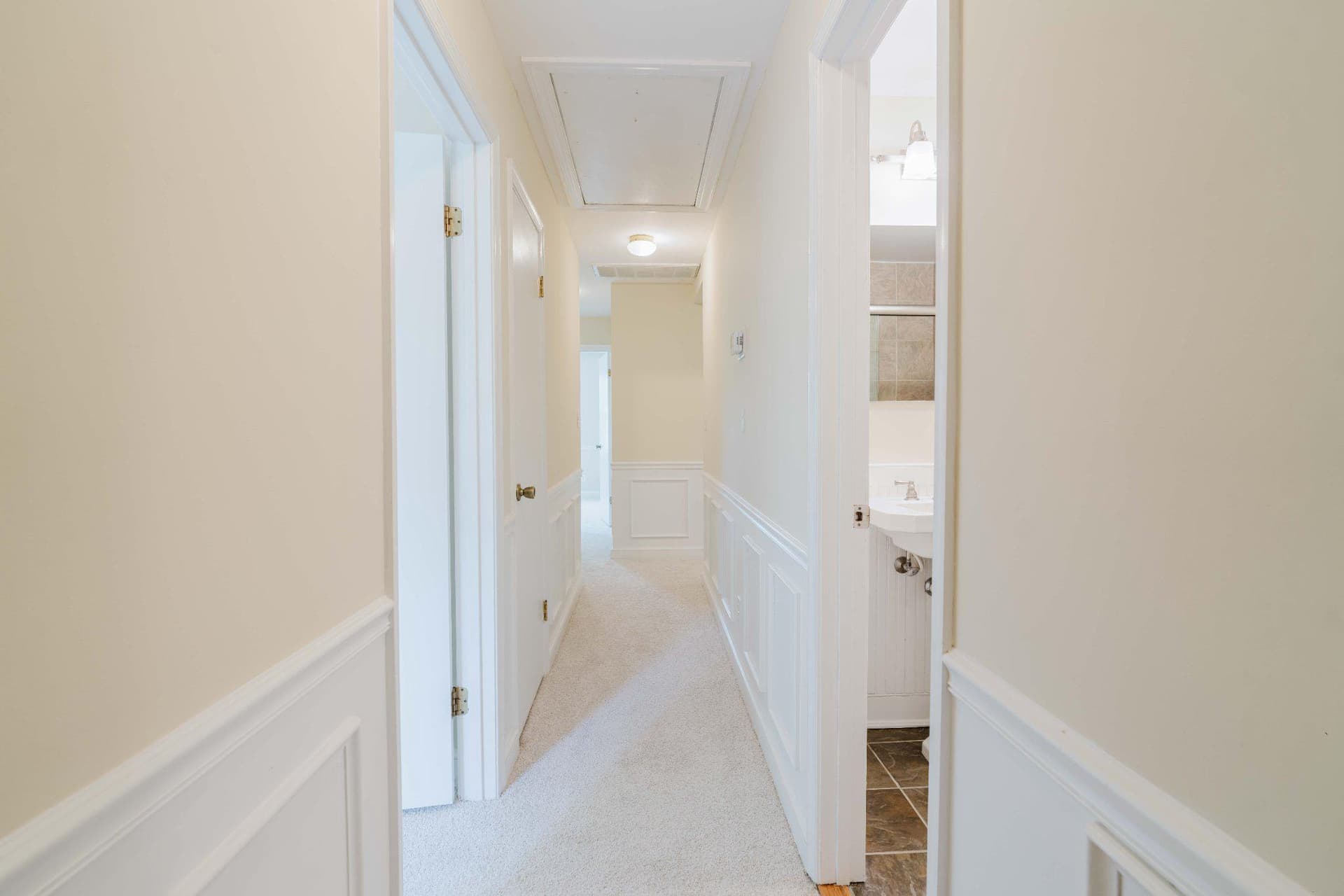 10200 Duvawn Place photo 16