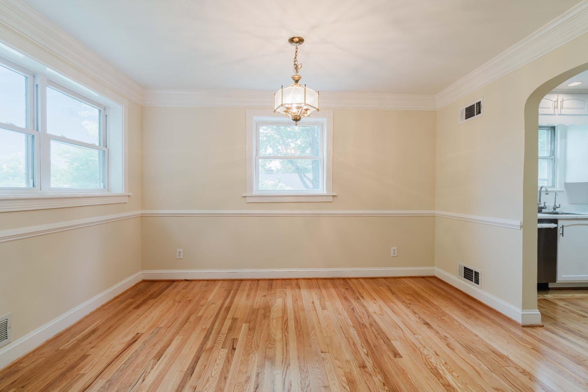 10200 Duvawn Place photo 5