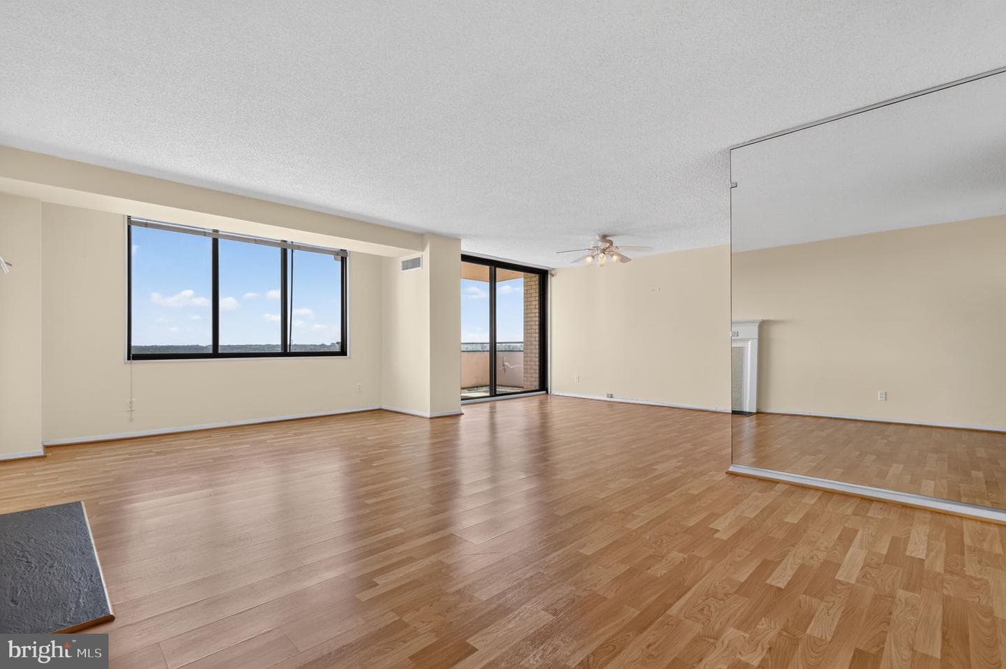 5225 Pooks Hill Road #1319s photo 4