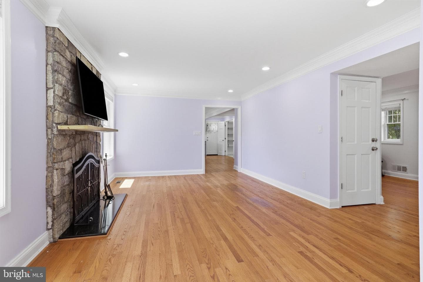 6012 Overlea Road photo 10