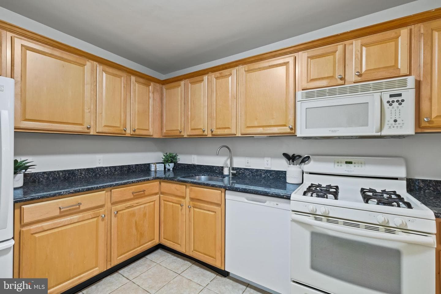 5101 River Road #513 photo 14