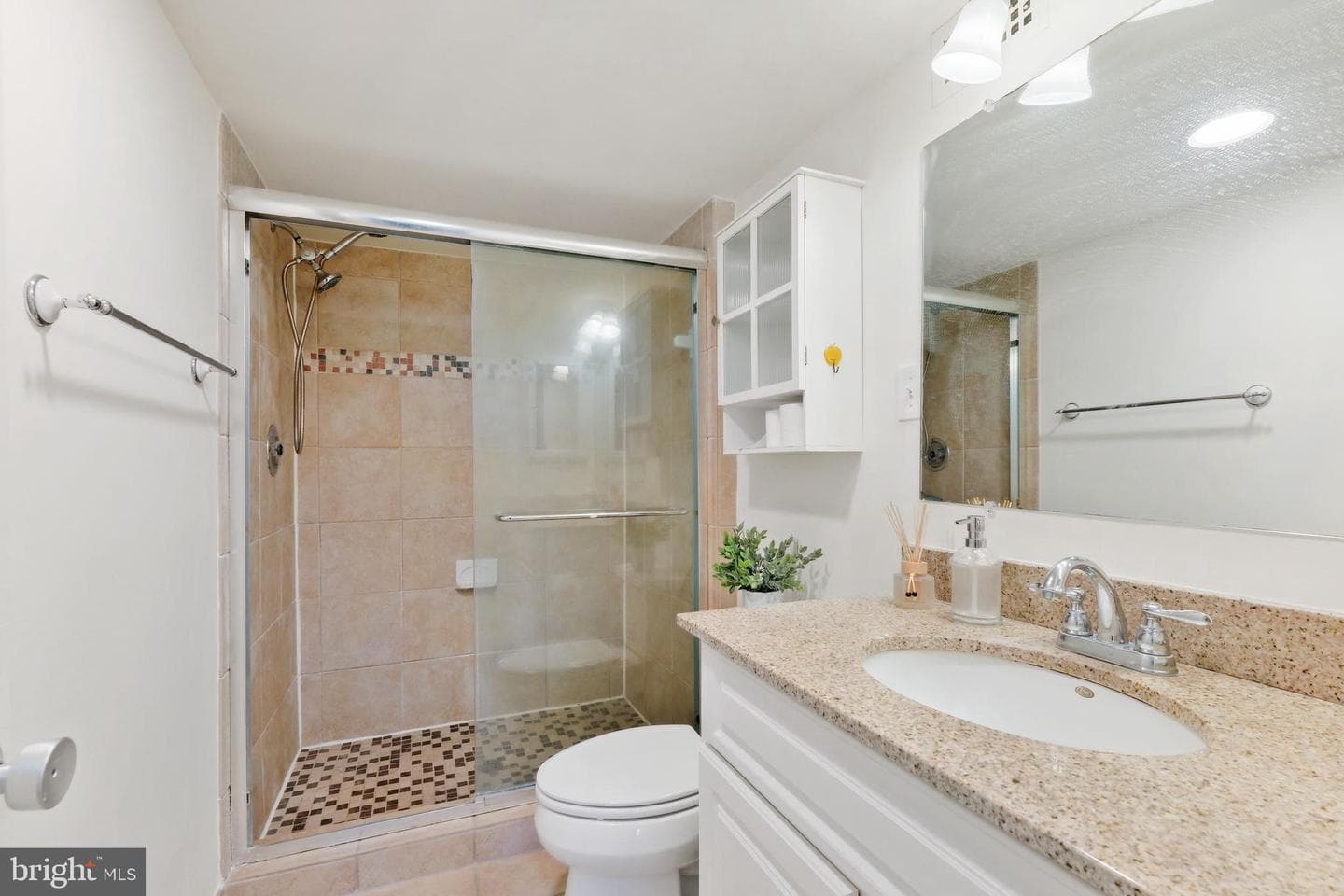 5101 River Road #513 photo 22