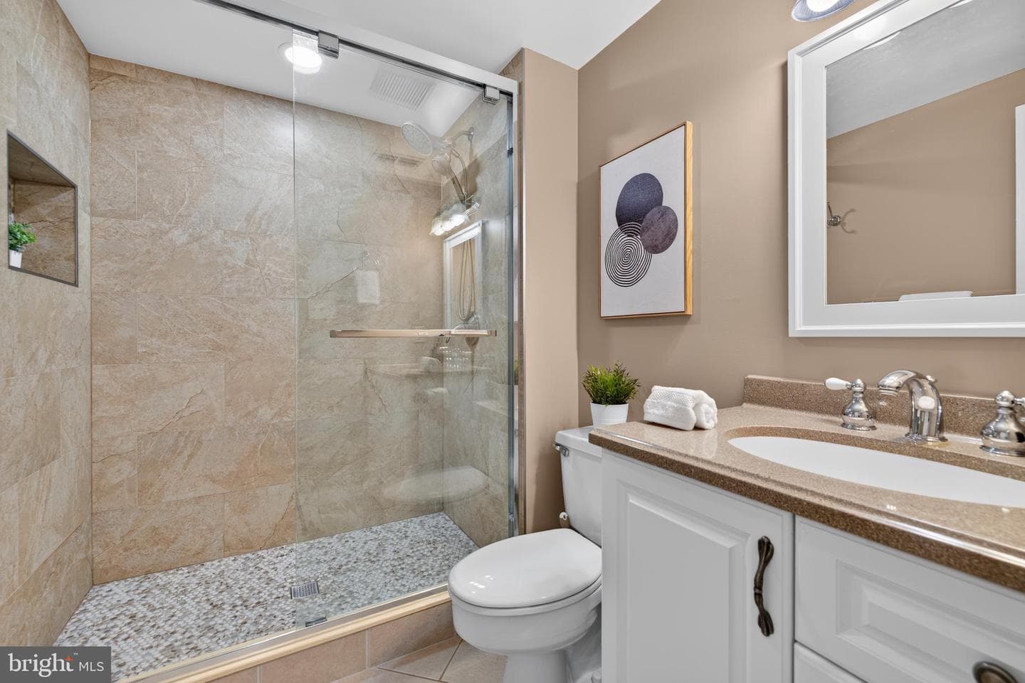 2270 Glenmore Terrace photo 20