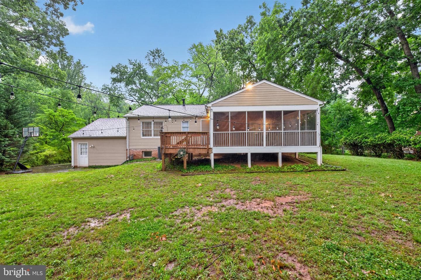 2270 Glenmore Terrace photo 24