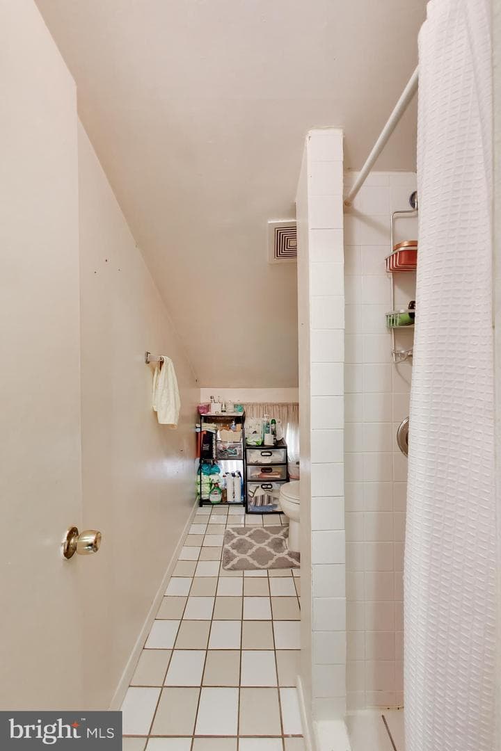 818 E Jefferson Street photo 22