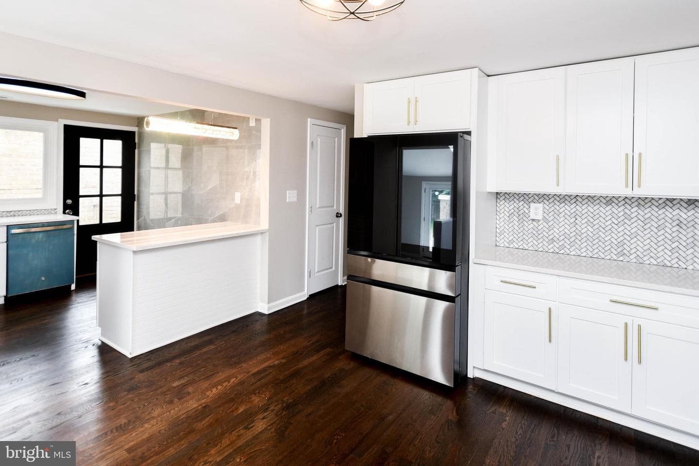 19104 Roman Way photo 16
