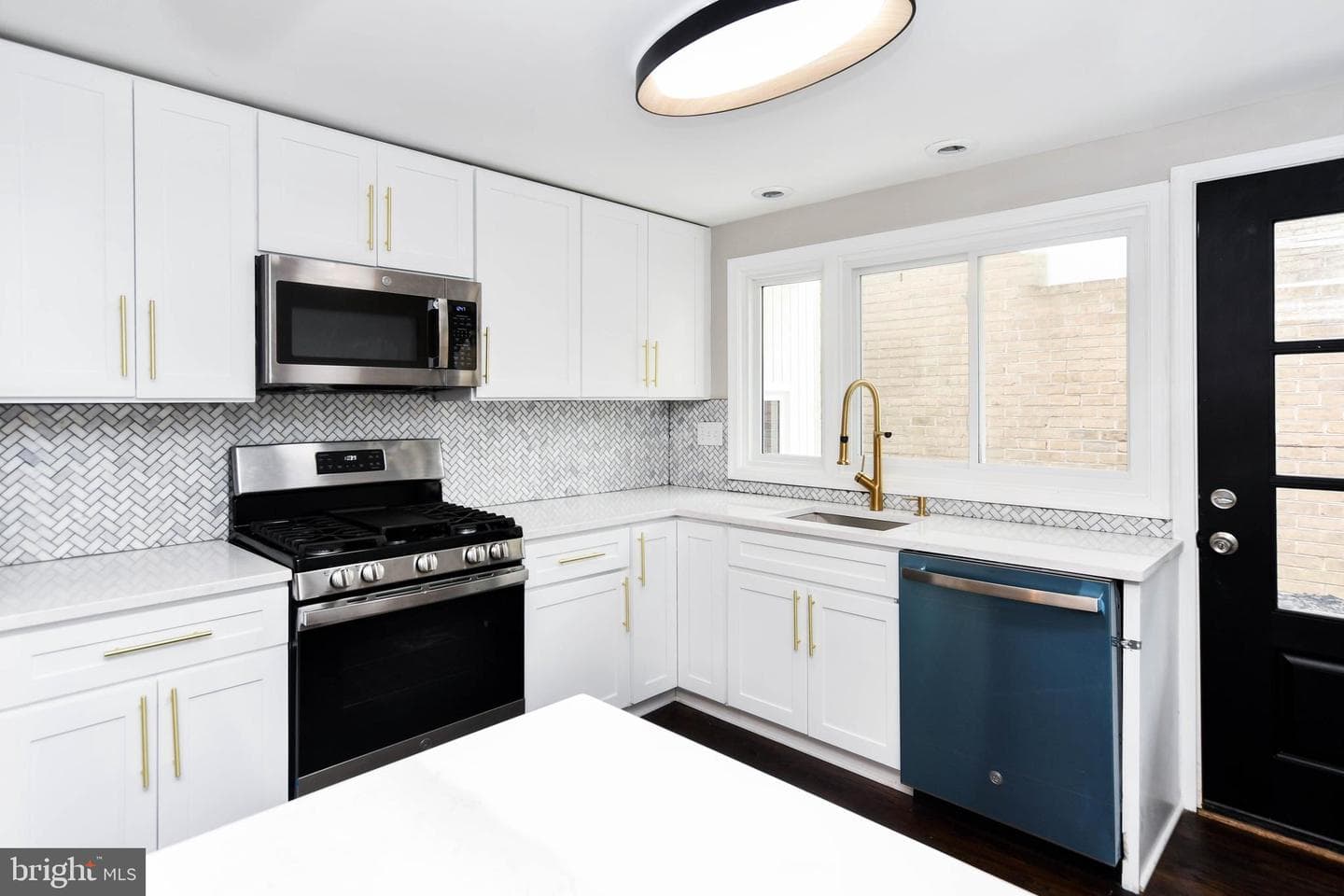 19104 Roman Way photo 21