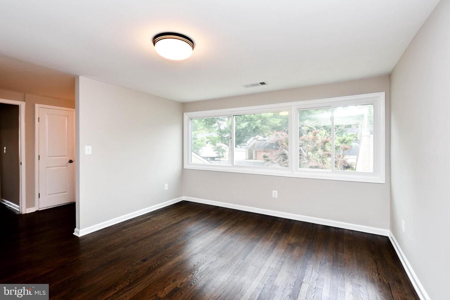19104 Roman Way photo 30