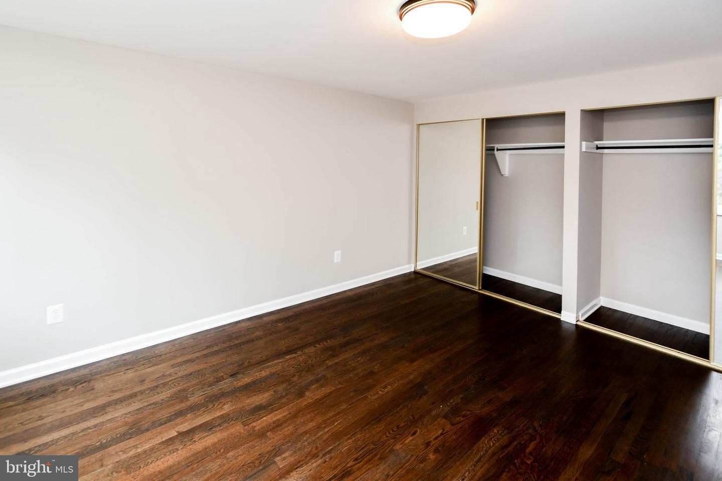19104 Roman Way photo 32