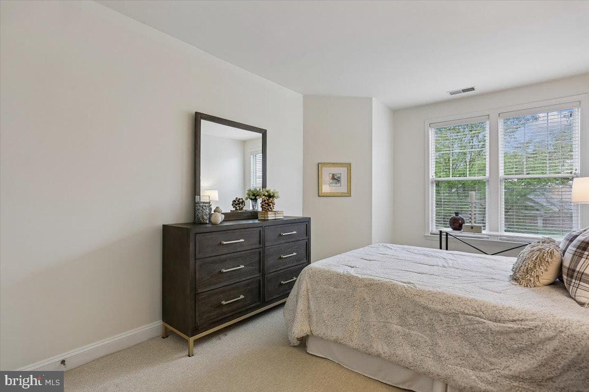 501 King Farm Boulevard #206 photo 29