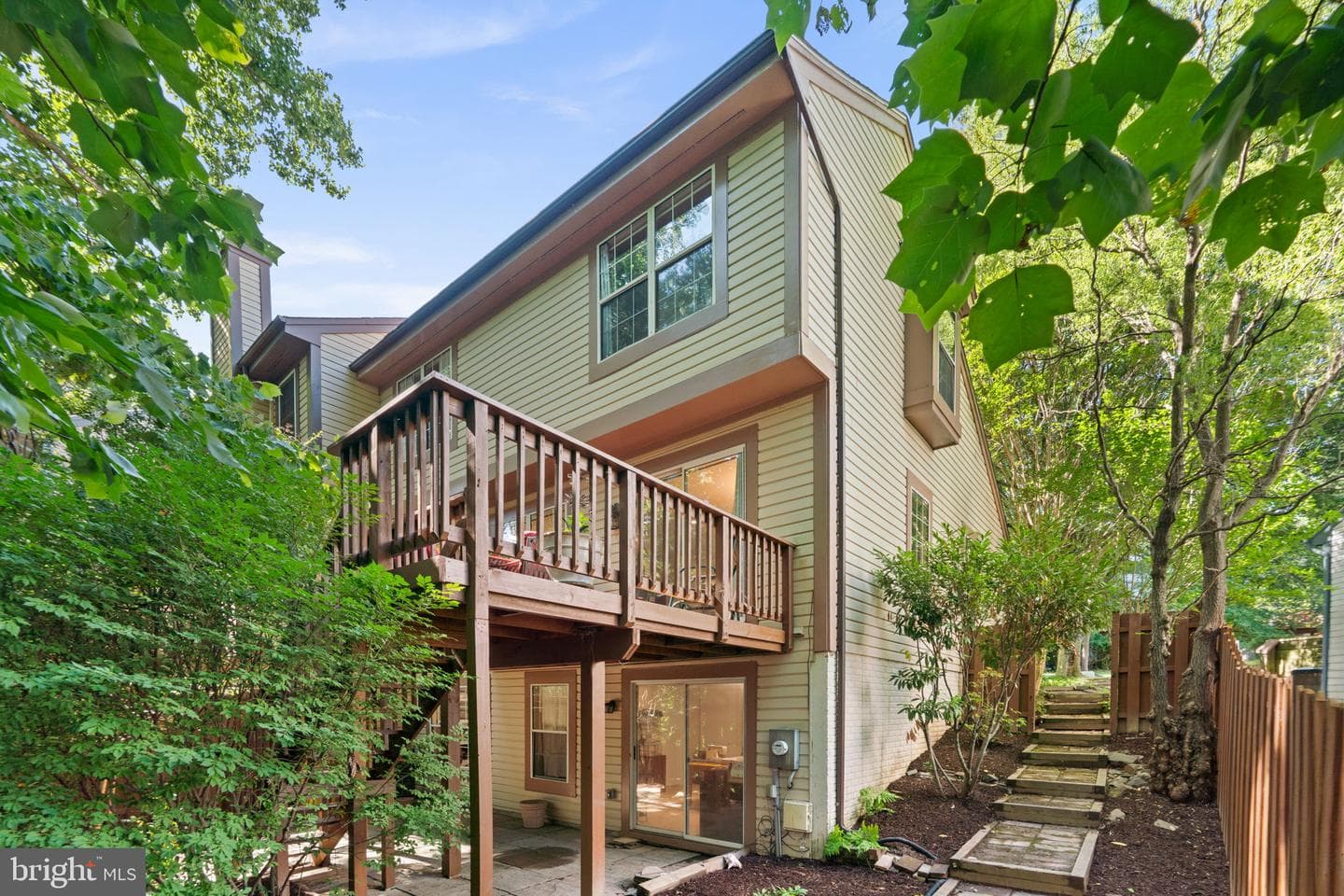 1647 Hugo Circle photo 28