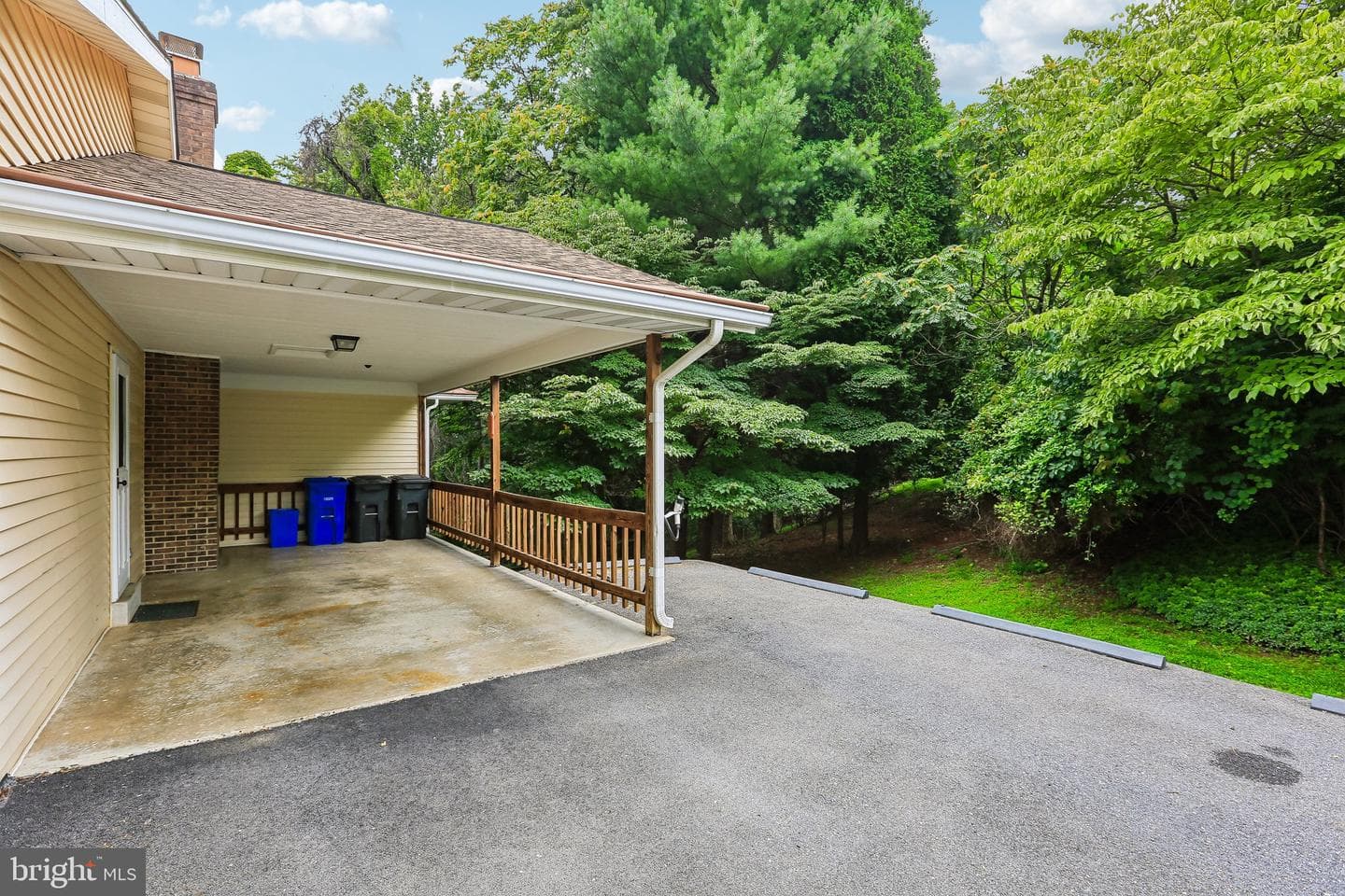 24833 Showbarn Circle photo 30