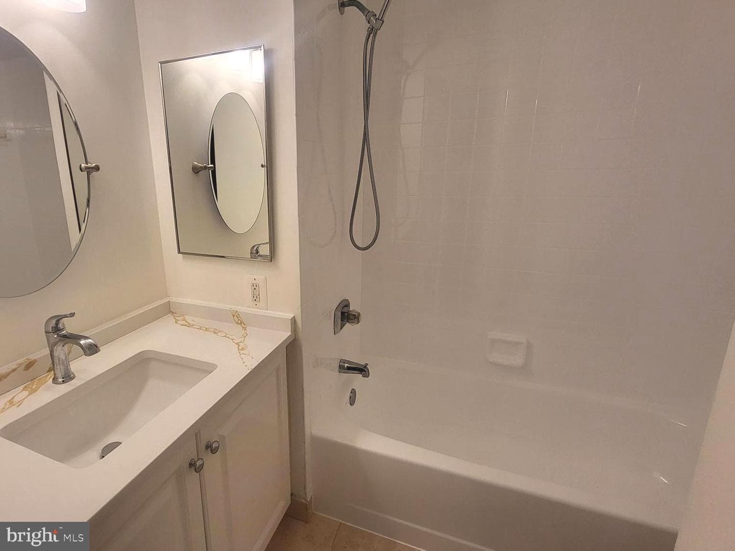 10101 Grosvenor Place #407 photo 26