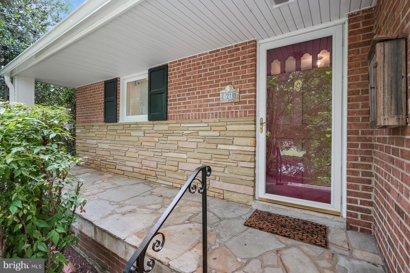 9210 Bardon Road photo 2